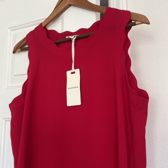 Pleione NWT  cherry red sleeveless blouse, size small. - Picture 8 of 11